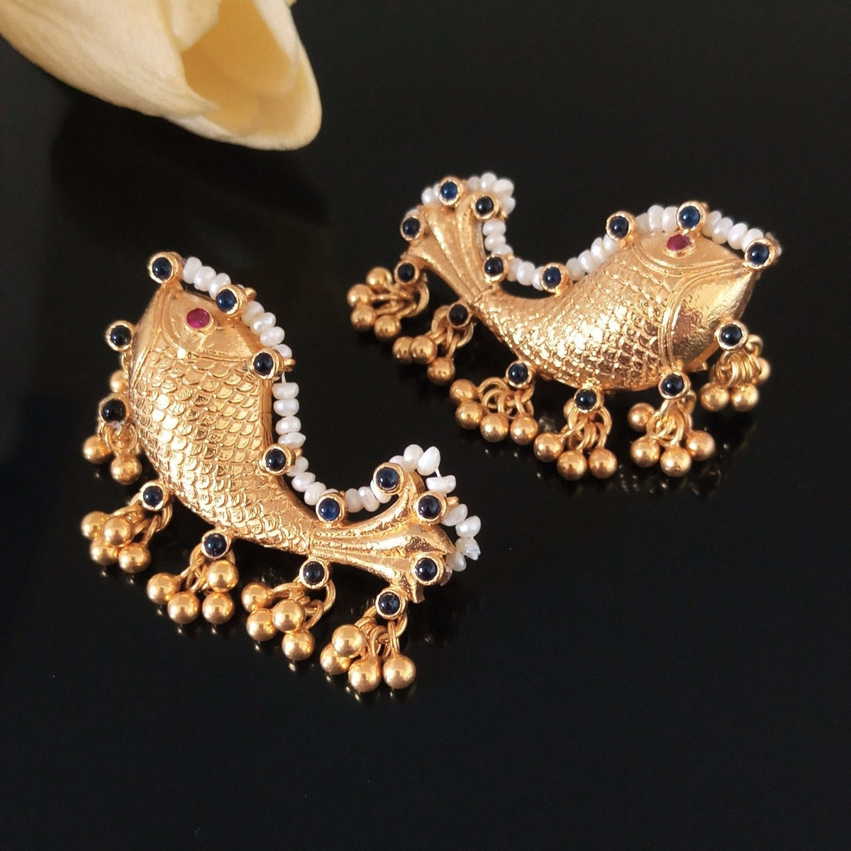 Pure Silver Fish Pearl Ear Cuffs – Enumu