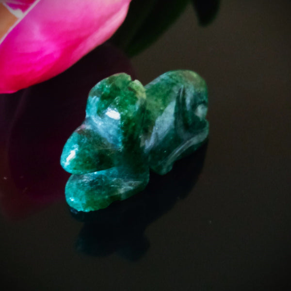 Carved Green Aventurine Rabbit - Enumu