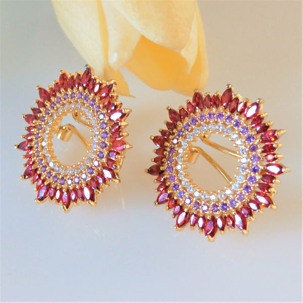 Blazing Sun Stud Earrings - Enumu