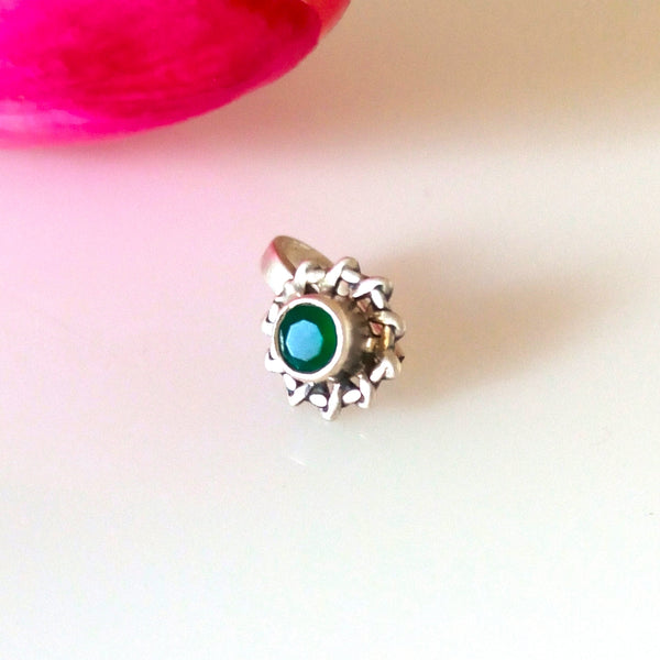 92.5 Pure Silver Emerald Nose Pin ( Non - Pierced ) - Enumu