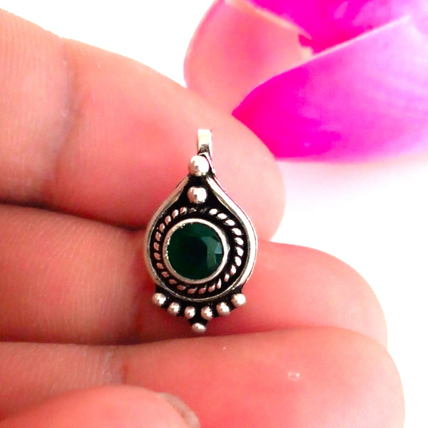 Handmade Pure Silver Emerald Drop Nose Pin ( Non - Pierced ) - Enumu