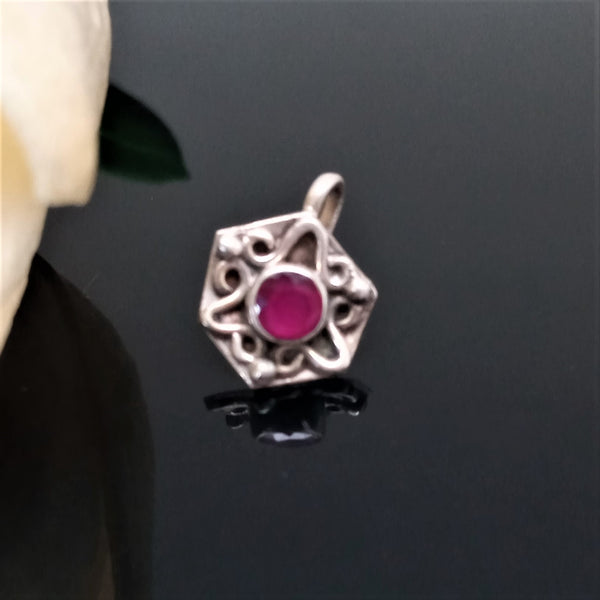 Handmade Pure Silver Ruby Nose Pin ( Non - Pierced ) - Enumu