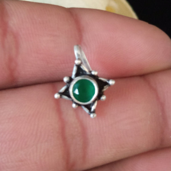Handmade Pure Silver Green Nose Pin ( Non - Pierced ) - Enumu