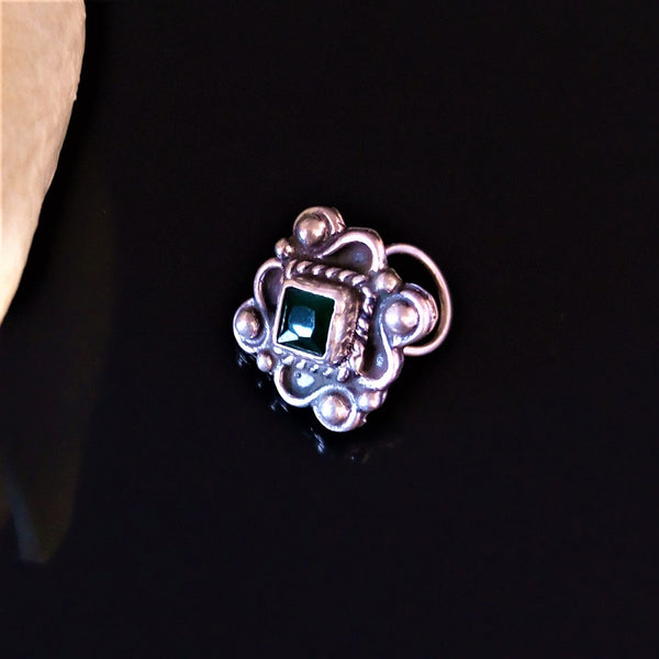 Handmade Pure Silver Emerald Nose Pin ( Pierced ) - Enumu