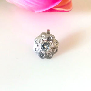 92.5 Pure Silver Zircon Nose Pin ( Non - Pierced ) - Enumu