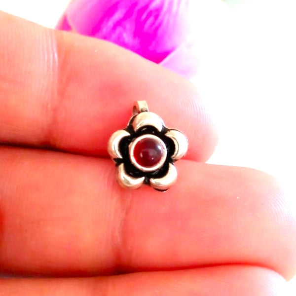 Pure Silver Garnet Flower Nose Pin (Non - Pierced ) - Enumu