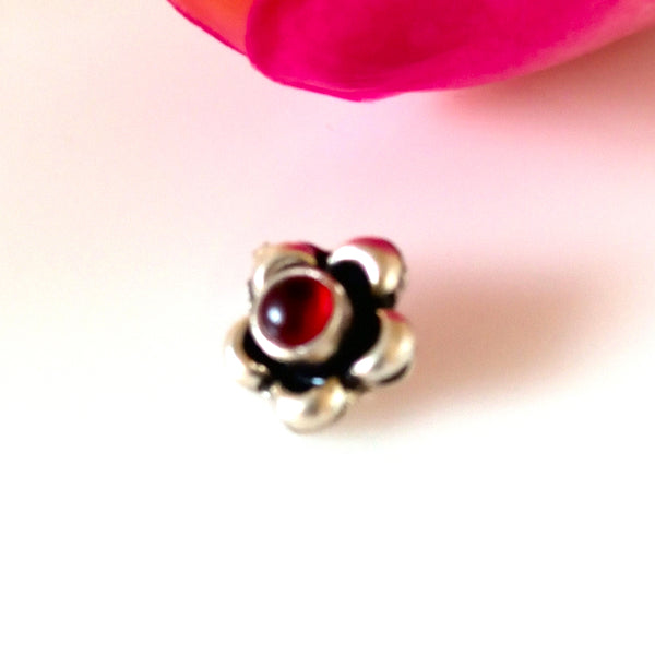 Pure Silver Garnet Flower Nose Pin (Non - Pierced ) - Enumu