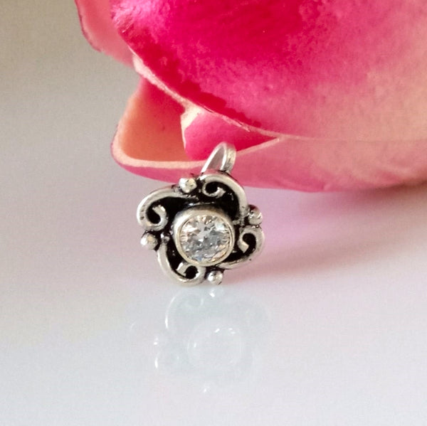 Pure Silver Zircon Nose Pin ( Non - Pierced ) - Enumu