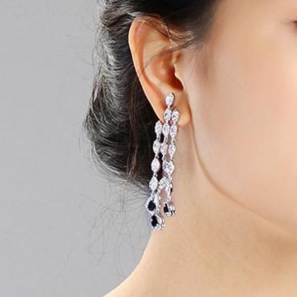 Blue Sapphire CZ Dangle earrings - Enumu