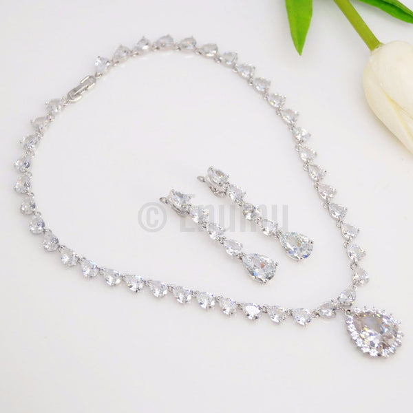 Diamond Necklace with Earrings Set - Enumu