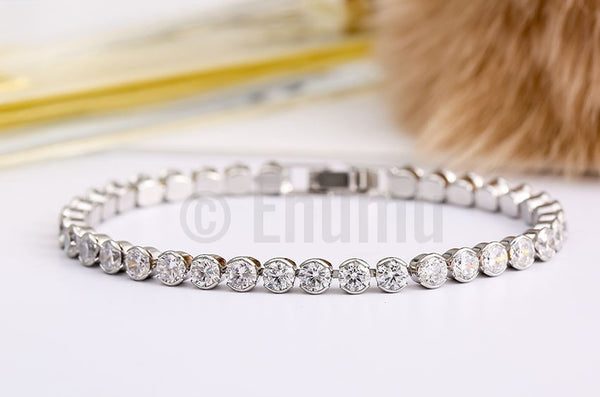 Moissanite Rounded Diamond Tennis Bracelets for Men and Women Hip-Hop Trend  Ins Rap Single Row S925 Sterling Silver Bracelet - China Moissanite  Bracelet and Tennis Jewelry price | Made-in-China.com