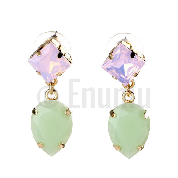 White and Light Green Drop Earrings - Enumu