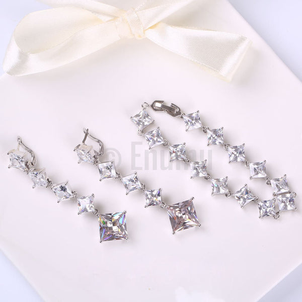 Diamond Necklace Set with Bracelet (6.5" or 17 cms) - Enumu