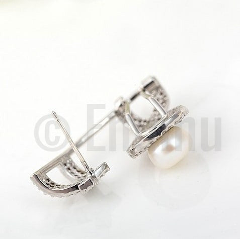 Big Dual Cut Pearl and CZ Cuff - Enumu