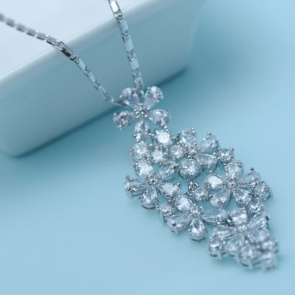 Flower Bouquet Pendant with Chain - Enumu