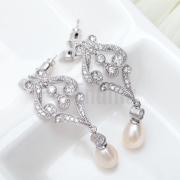 Simple Pearl Dangle Earrings - Enumu
