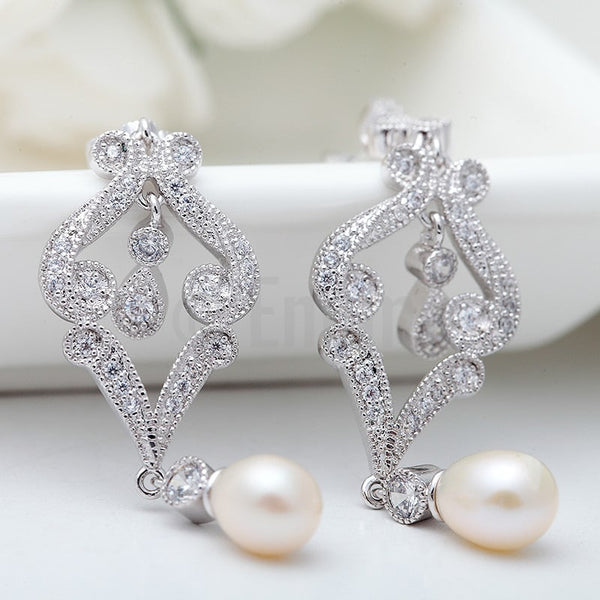 Simple Pearl Dangle Earrings - Enumu