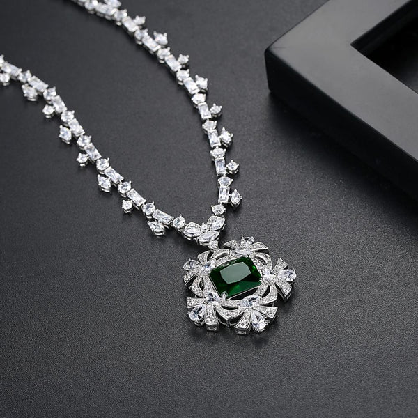 Green Emerald Stone Necklace – shopzeyzey