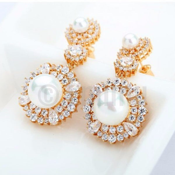 Pearl and Swiss Zircon Dangle Earrings - Enumu